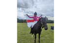 Elin horse riding 