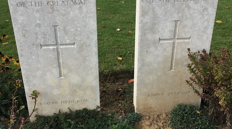 Two students visit WW1 battlefields in Belgium-23
