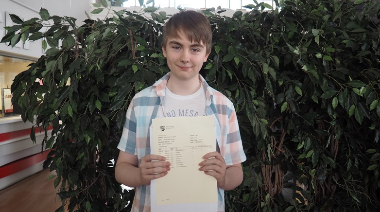 GCSE Results Day 2018 - Scott Spoors