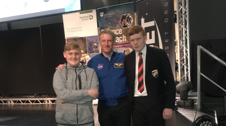 Students meet astronaut