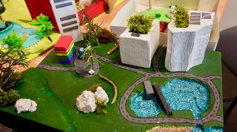 Eco-community