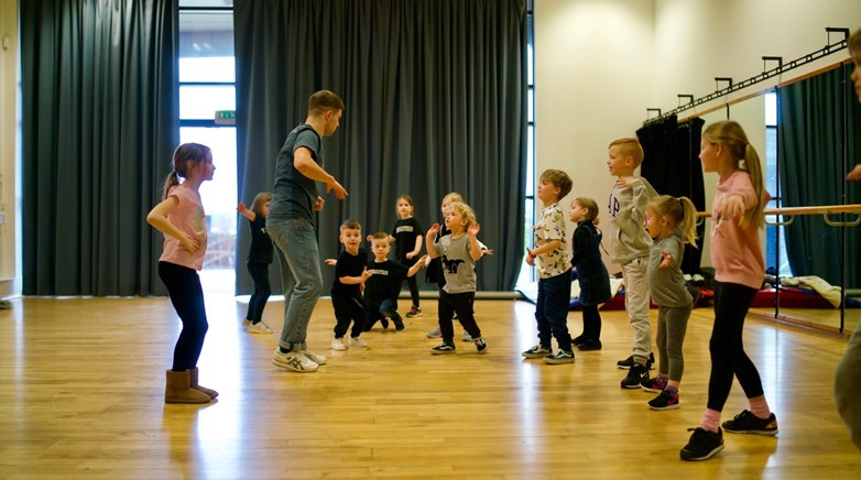 Street dancing session