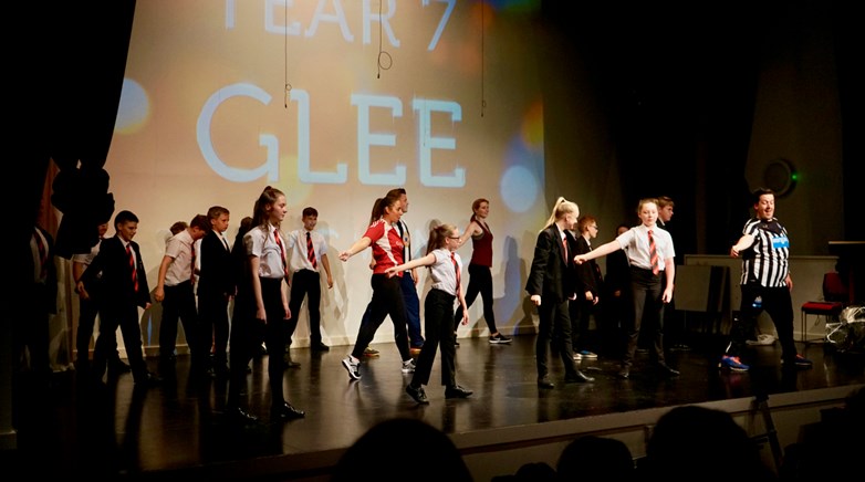 Gleeclub25